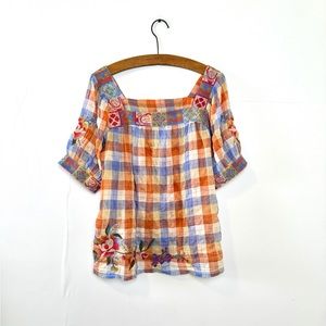 Johnny Was Workshop checkered short sleeve blouse embroidered floral size small